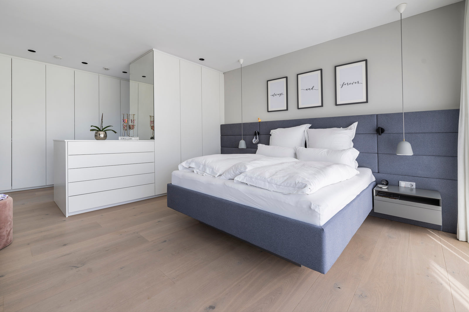Schlafzimmer & Ankleide